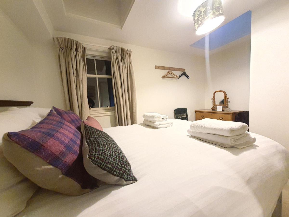 Edinburgh 2-Bedroom Cottage With Parking - Ground Floor Exterior foto
